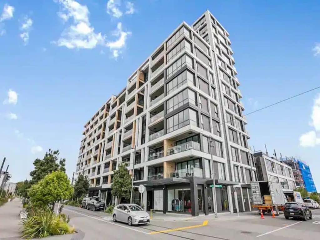 Sleek Modern Studio With Balcony Auckland Eksteriør billede