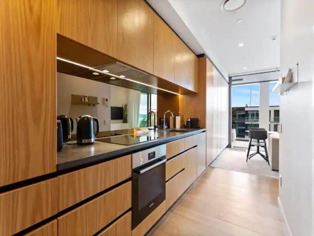 Sleek Modern Studio With Balcony Auckland Eksteriør billede